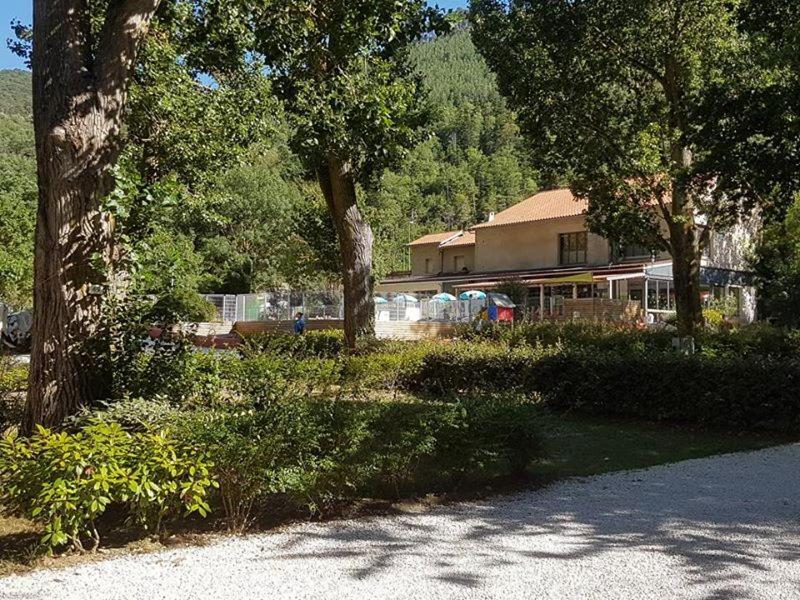 Le Moulin Du Pont D'Alies Hotel Axat Kültér fotó