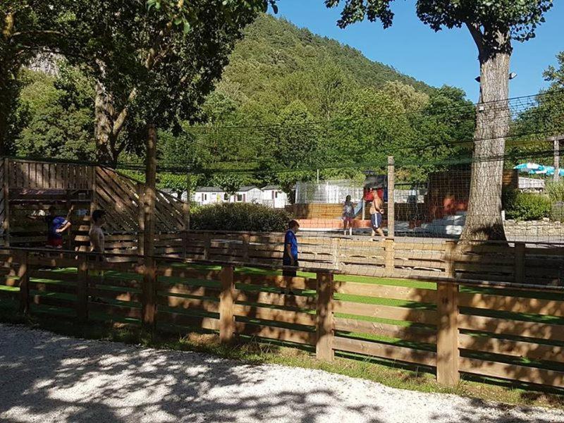 Le Moulin Du Pont D'Alies Hotel Axat Kültér fotó